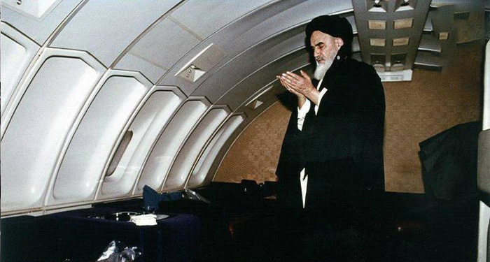 بازخوانی توطئه آمریکا و دربار پهلوی برای ترور امام راحل