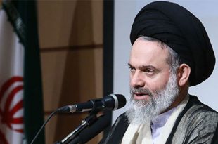 آیت الله حسینی بوشهری | دشمن بساط خود را برای بدعت گذاری و انحراف پهن کرده است