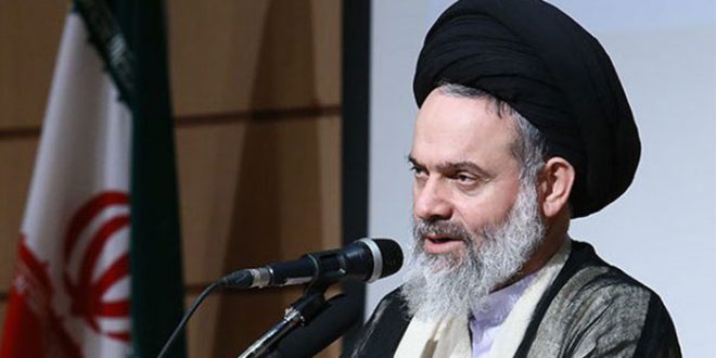 آیت الله حسینی بوشهری | دشمن بساط خود را برای بدعت گذاری و انحراف پهن کرده است