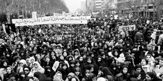 روز شمار پیروزی انقلاب اسلامی| هفدهم بهمن ۱۳۵۷