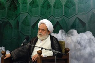 حجت الاسلام والمسلمین انصاریان | پیشرفت علمی مهمترین عامل هراس دشمنان از ایران