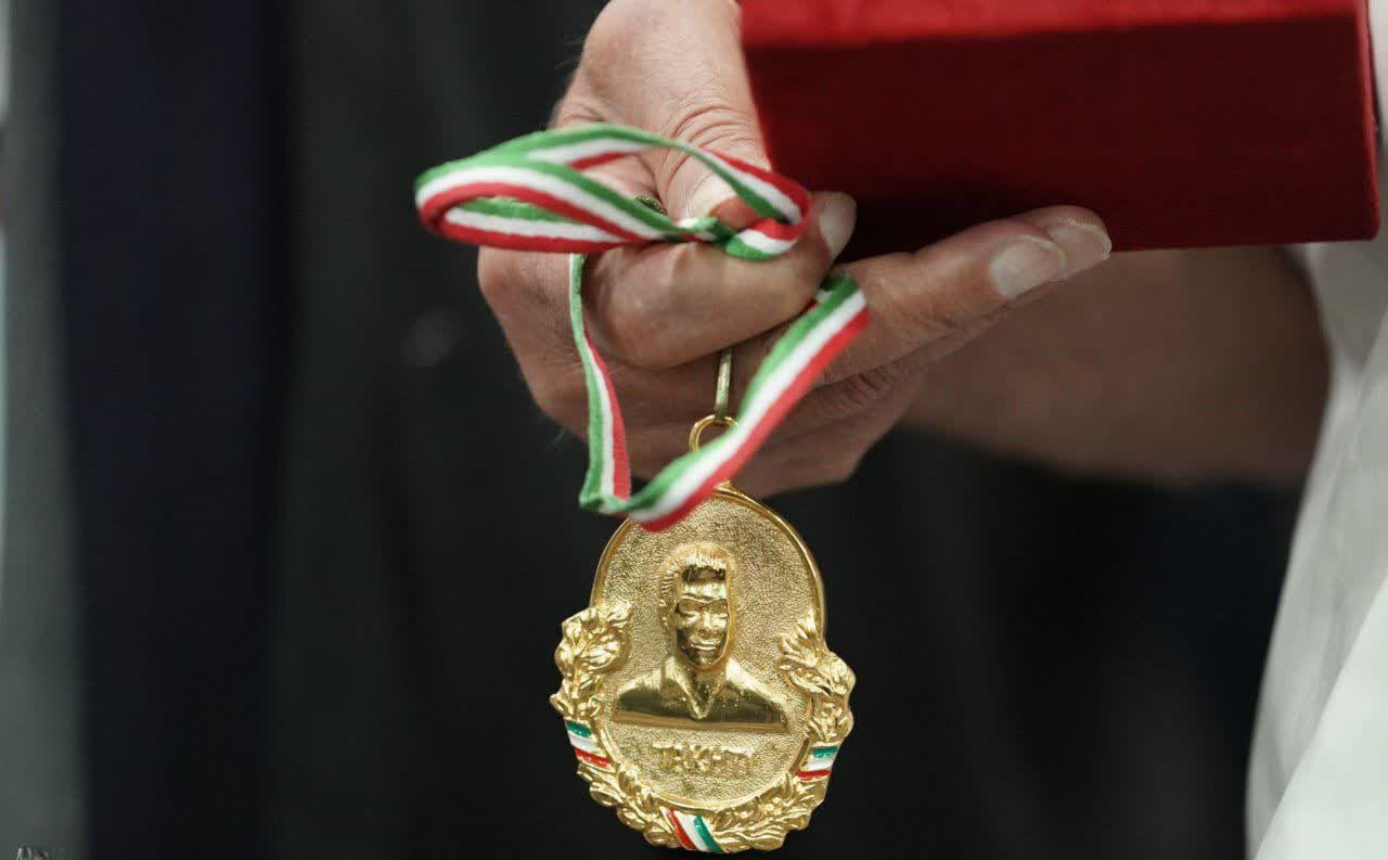 بزرگداشت مداح